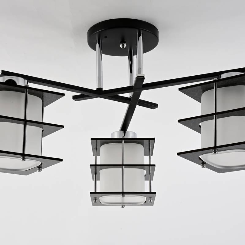 LAMPARA 3 BOMBILLAS DE TECHO VIDRIO Y ME TAL MOD.56